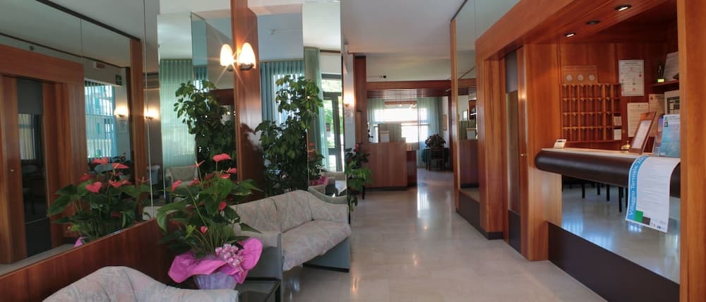 Hotel Saturno