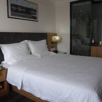 Yeste Hotel