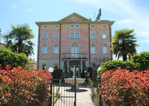 Villa Leon D Oro