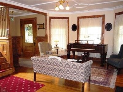 Thurston House