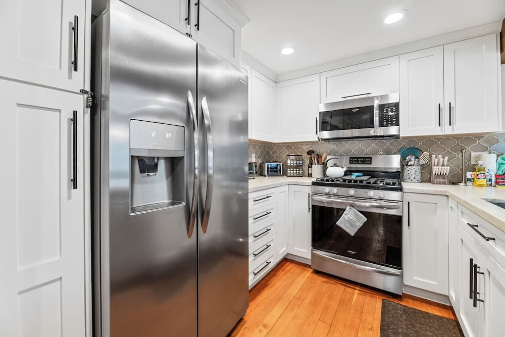 Casa Luna- Beautiful Maltby style home, just a short drive from Big Bear's attractions!