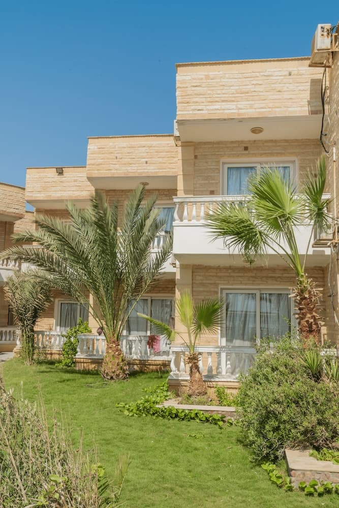 Dahab Hotel