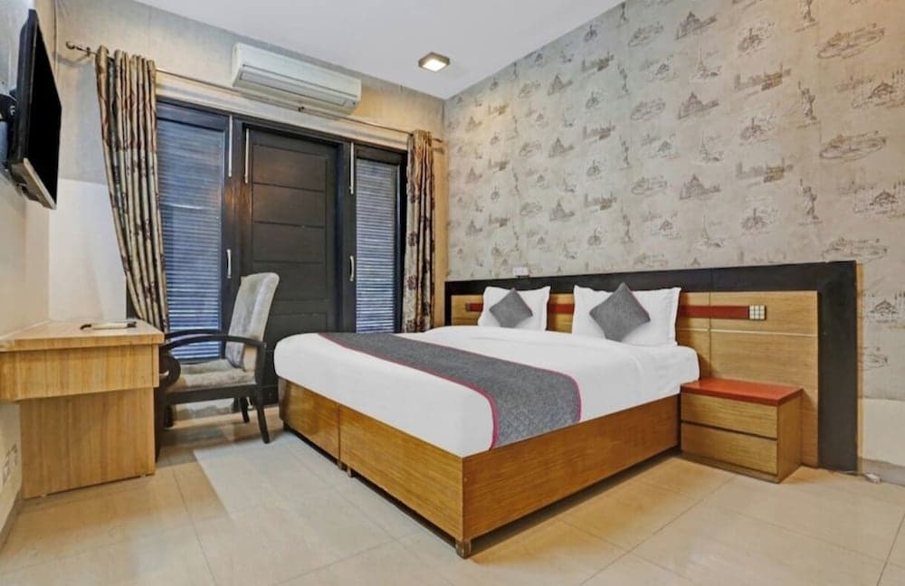 Global Luxury Stays