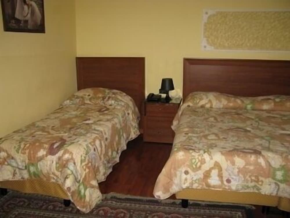 Hotel Iris
