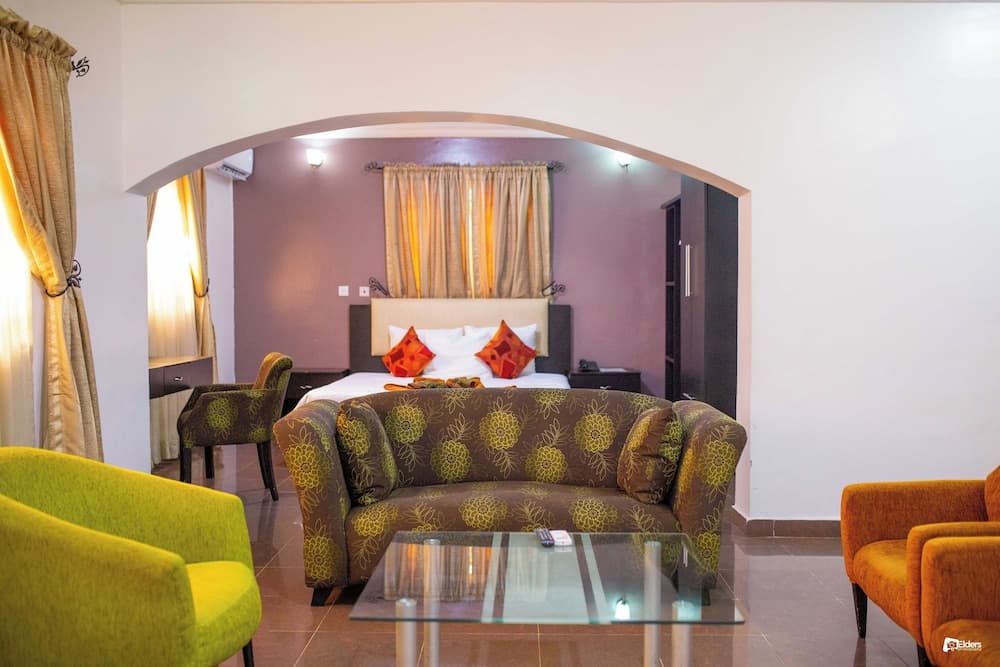 Suru Express Hotel Ikeja