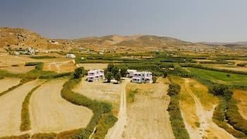Lianos Studios