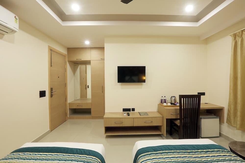 FabHotel Corporate suite