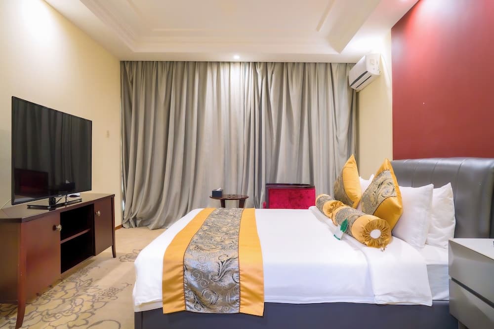 bintumani hotel