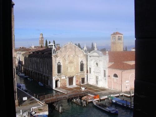 At Home A Palazzo