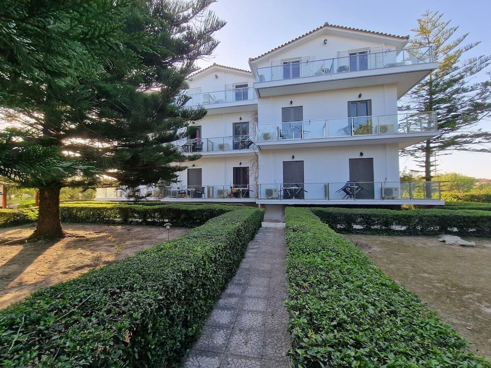 Pettas Apartments