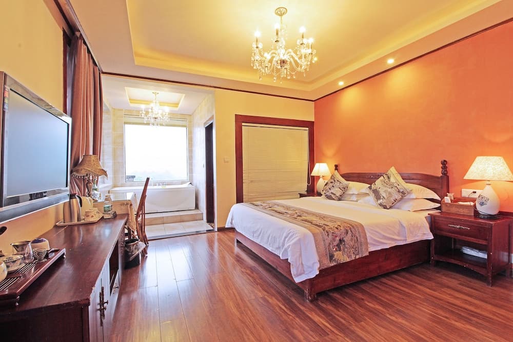 Green Peak Resort