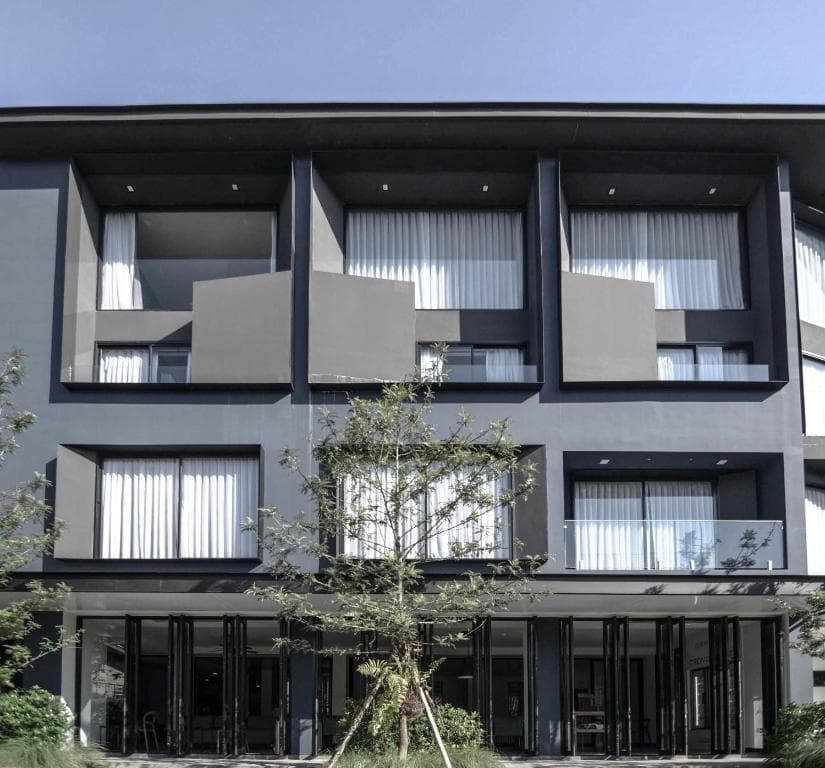 CREW Hotel