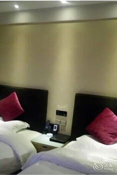 Qingning Apartment