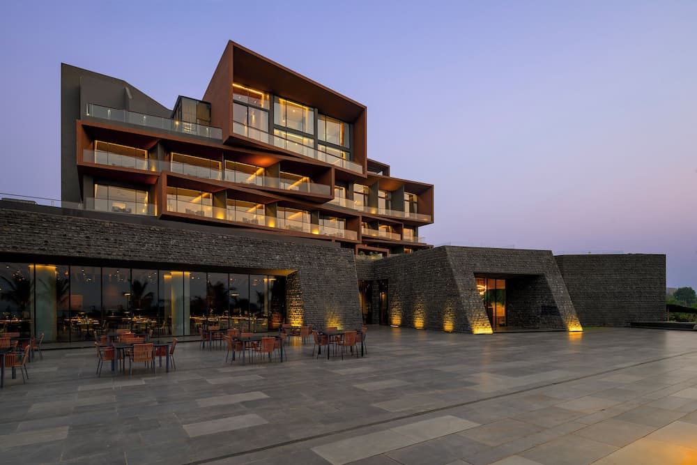 Aria Resort and Spa