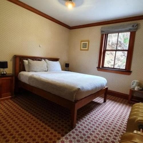 Danseys Pass Coach Inn