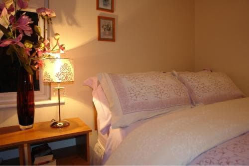 Annandale House Bed & Breakfast
