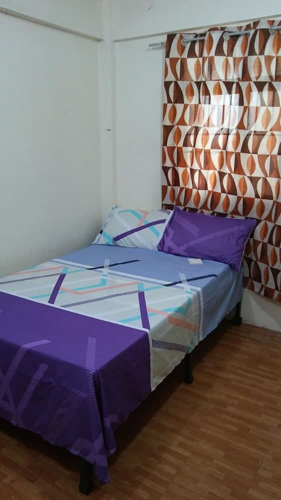 Budget Studio Unit in Makati