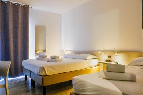 Roy Hotel