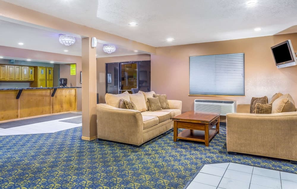 Super 8 by Wyndham - Mesa/Gilbert