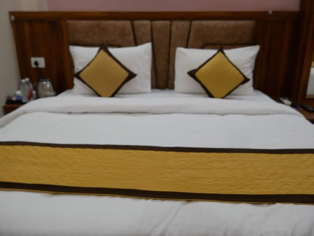Hotel AyushMan Inn