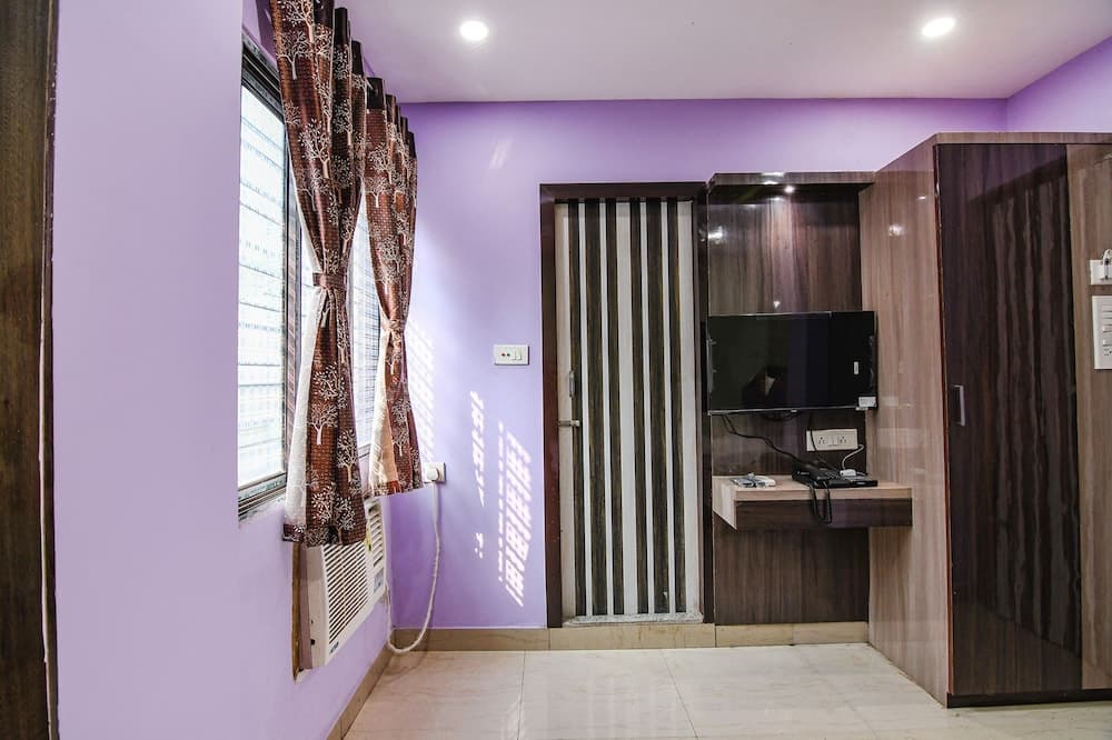 Fabexpress Laxmi Inn