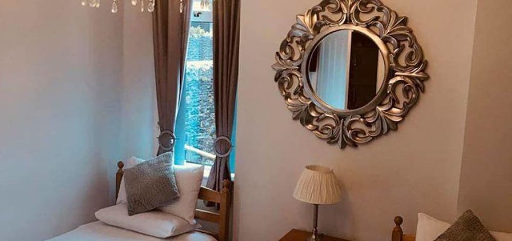 Lochside Guest House