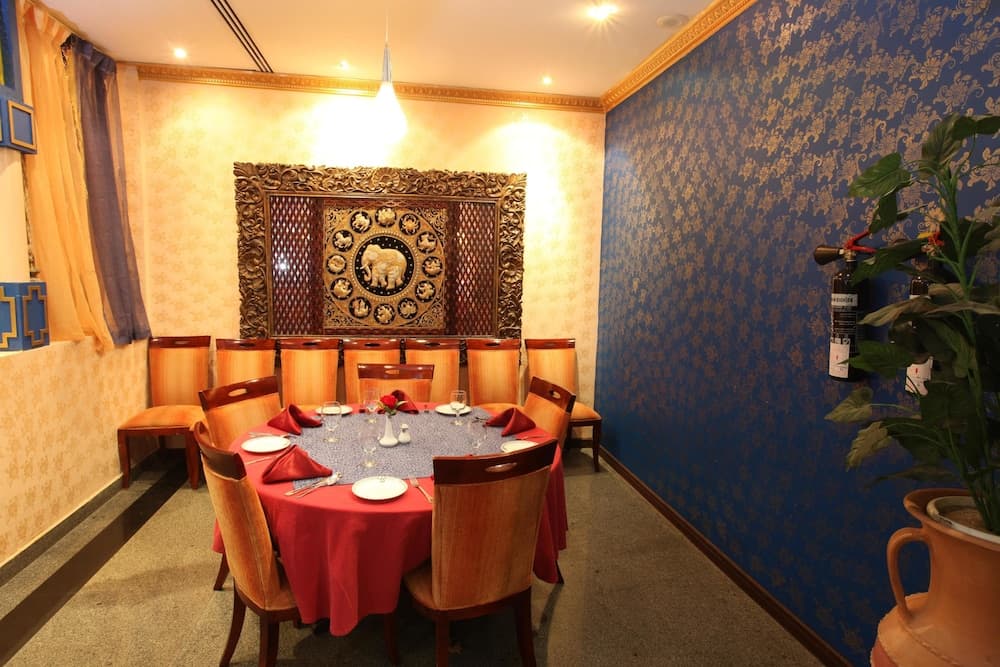 Ramee Guestline Hotel Qurum