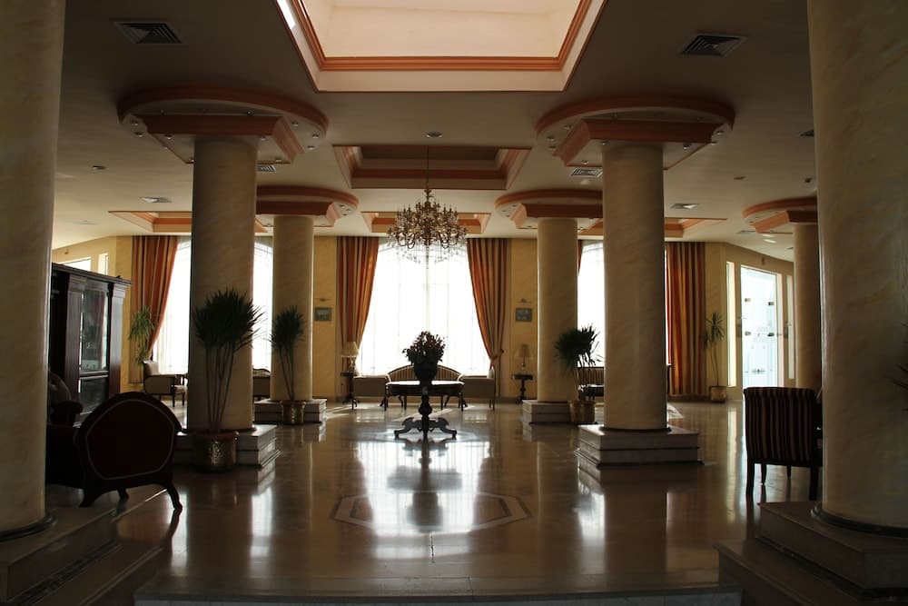 Royal Paradise Resort