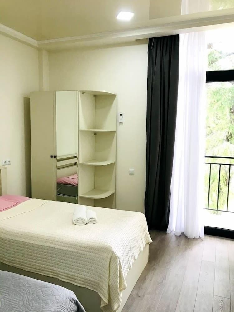 Hotel 24