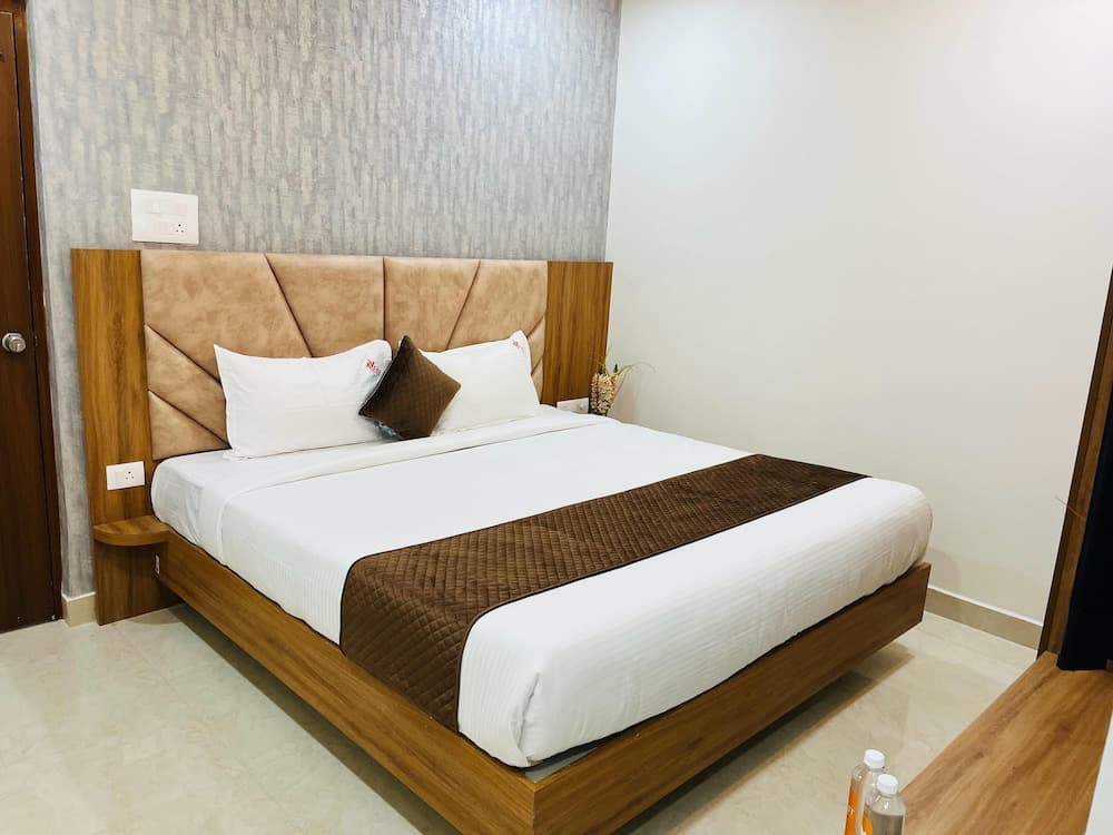 Viola Suites