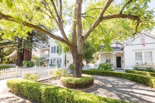 Inn St Helena