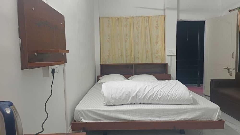 Vinayaka Inn Sittong