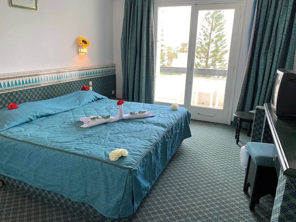 Hotel Jinene Beach