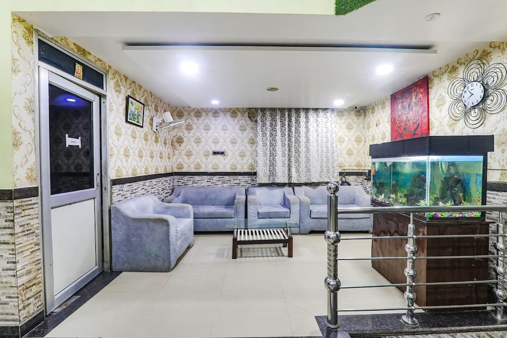 Fabhotel Astor