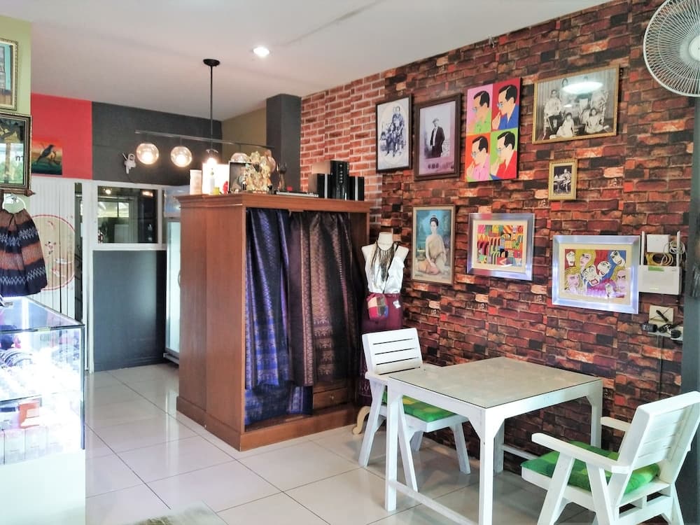 Penthai Hostel