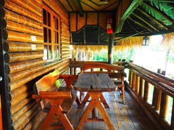 Sappradoo Hut