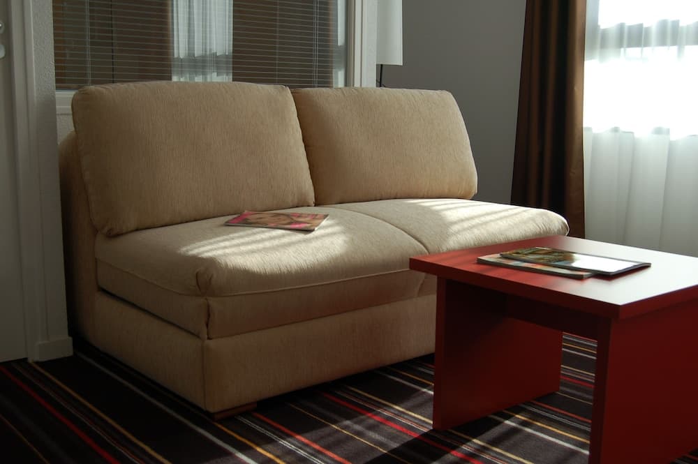 ibis Styles Segre