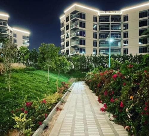 Elegant and comfortably furnished 2BRH apartment in a quiet area!