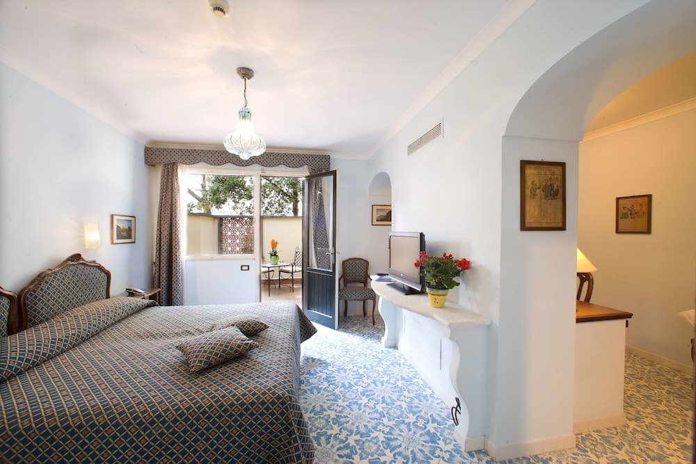 Hotel La Tonnarella
