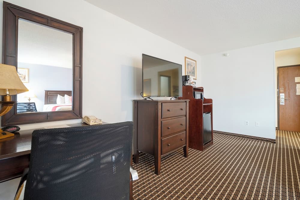 OYO Townhouse Houston Airport North
