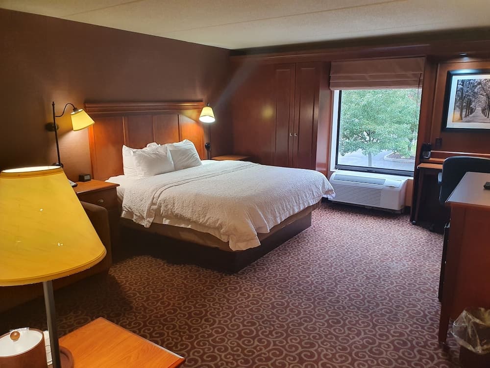 Hampton Inn Pittsburgh Mcknight Rd.