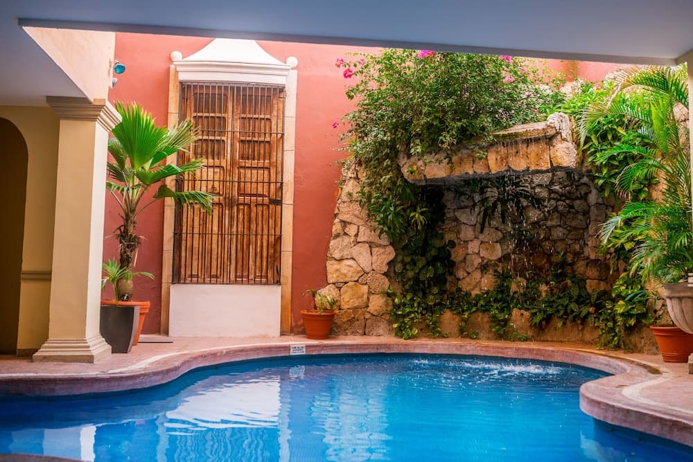 Hotel Colonial