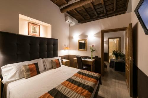 The Forum Attic Apartment