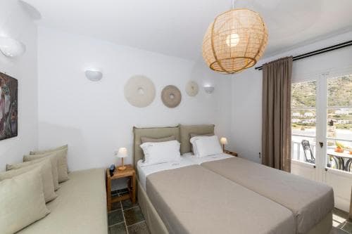 Nymfes Hotel