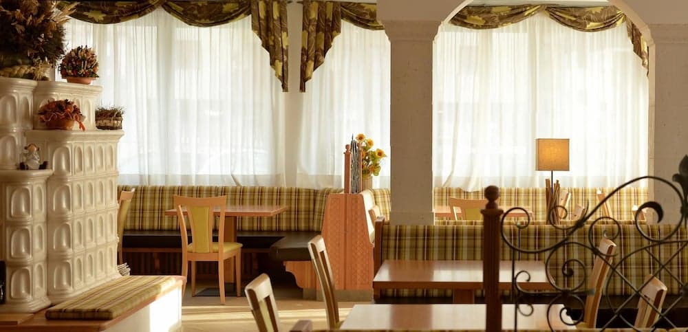 Hotel Canada