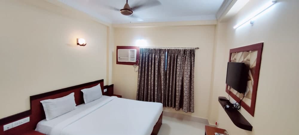 Goroomgo Annapurna Resort Puri