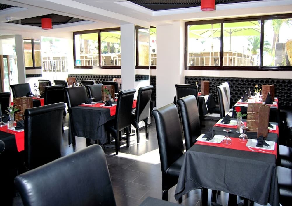 Suite Hotel Tilila