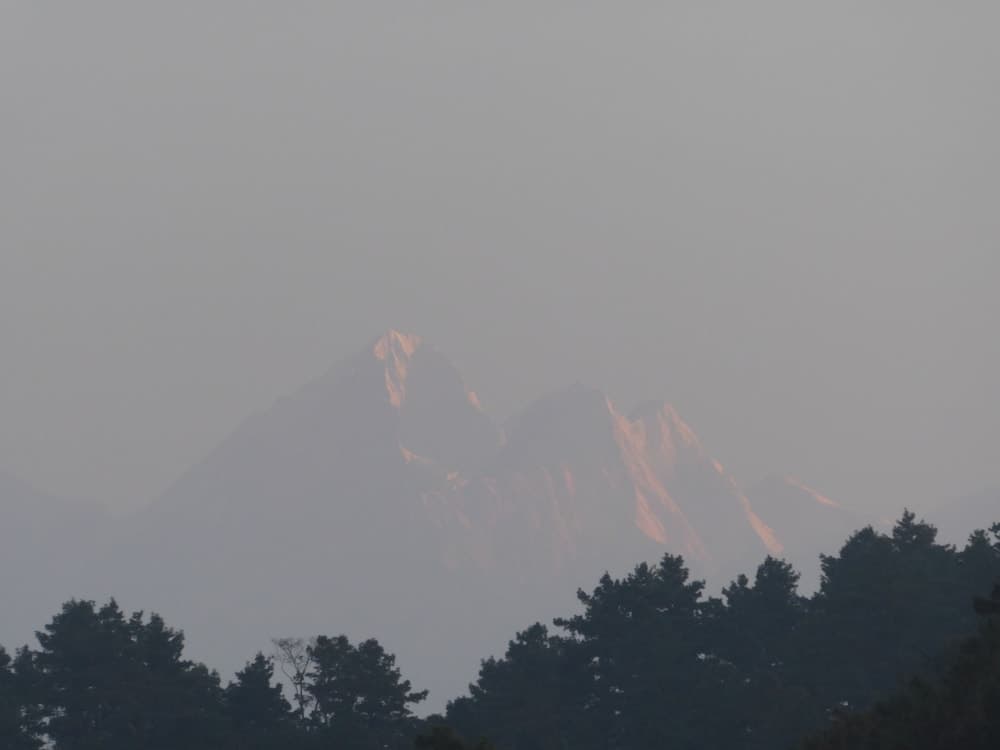 Everest Window View Hotel