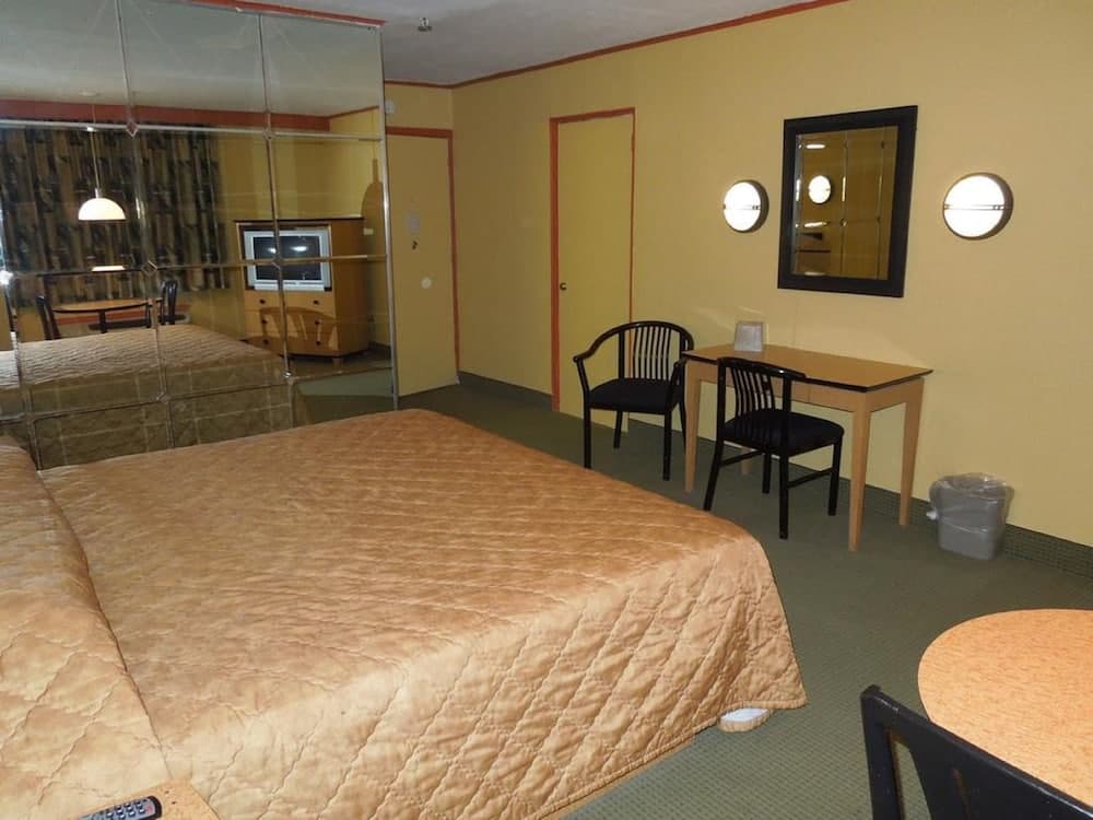 Bay Shore Inn
