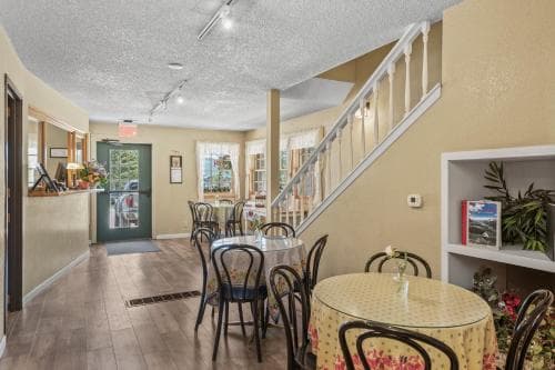 Old Town Inn